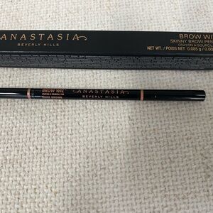 Anastasia Beverly Hills Brow Wiz - Dark Brown skinny brow pencil